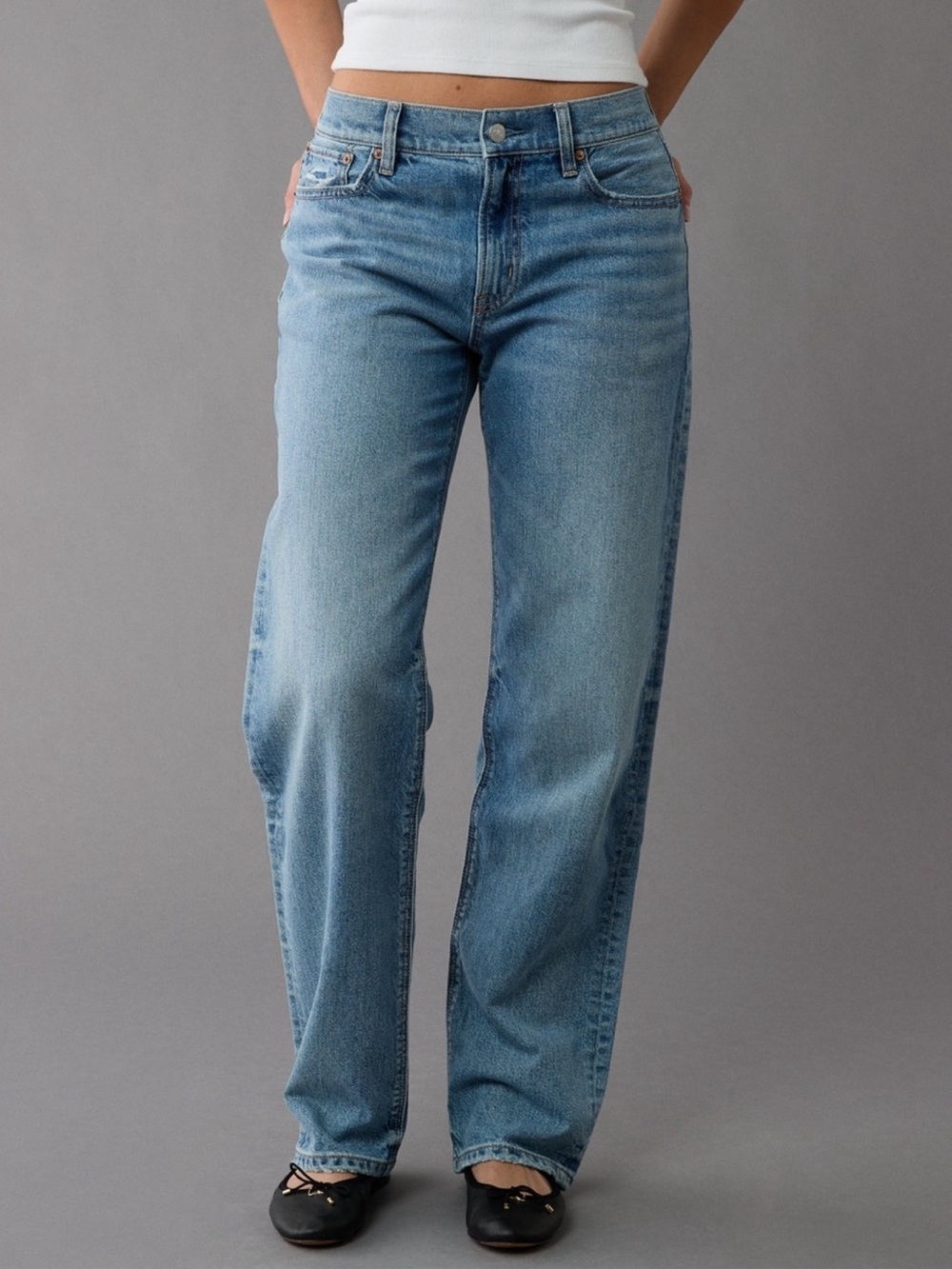 American Eagle Outfitters Light Blue Straight Leg Jeans